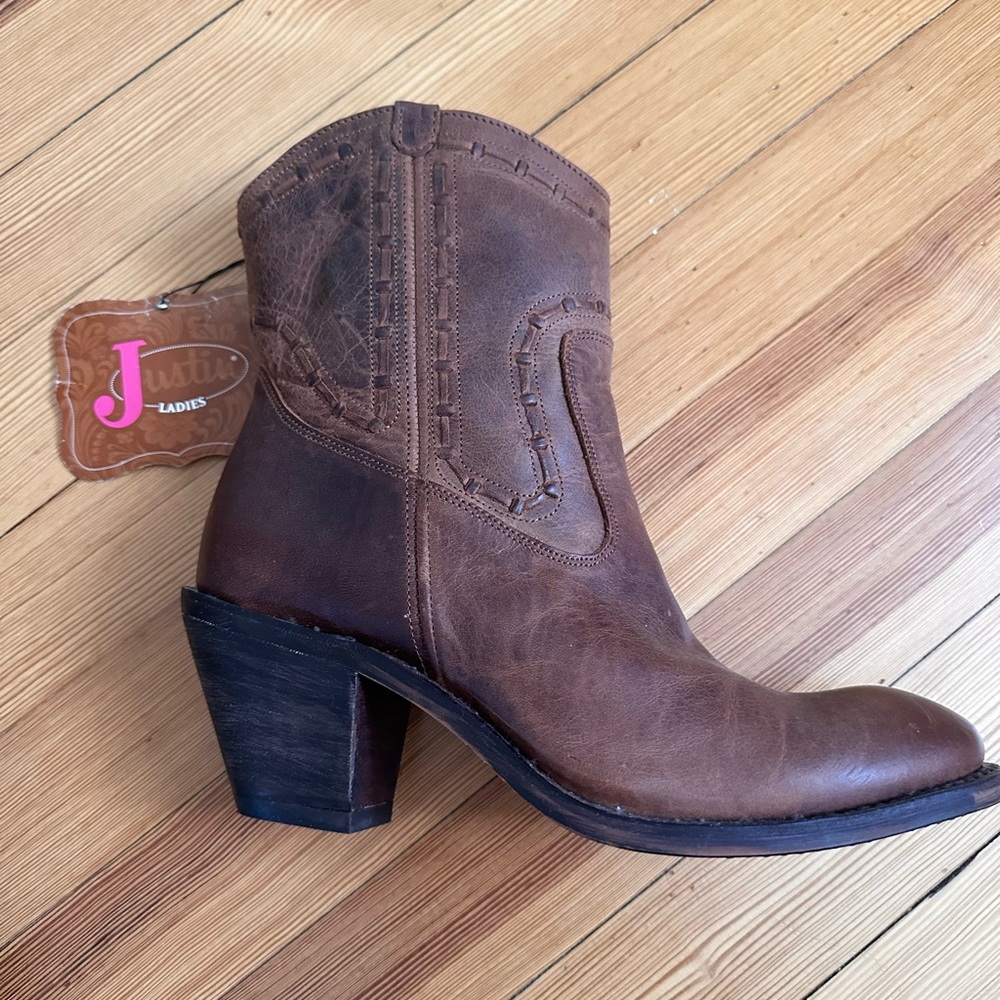 Justin Boots Ladies Brown Western Boots